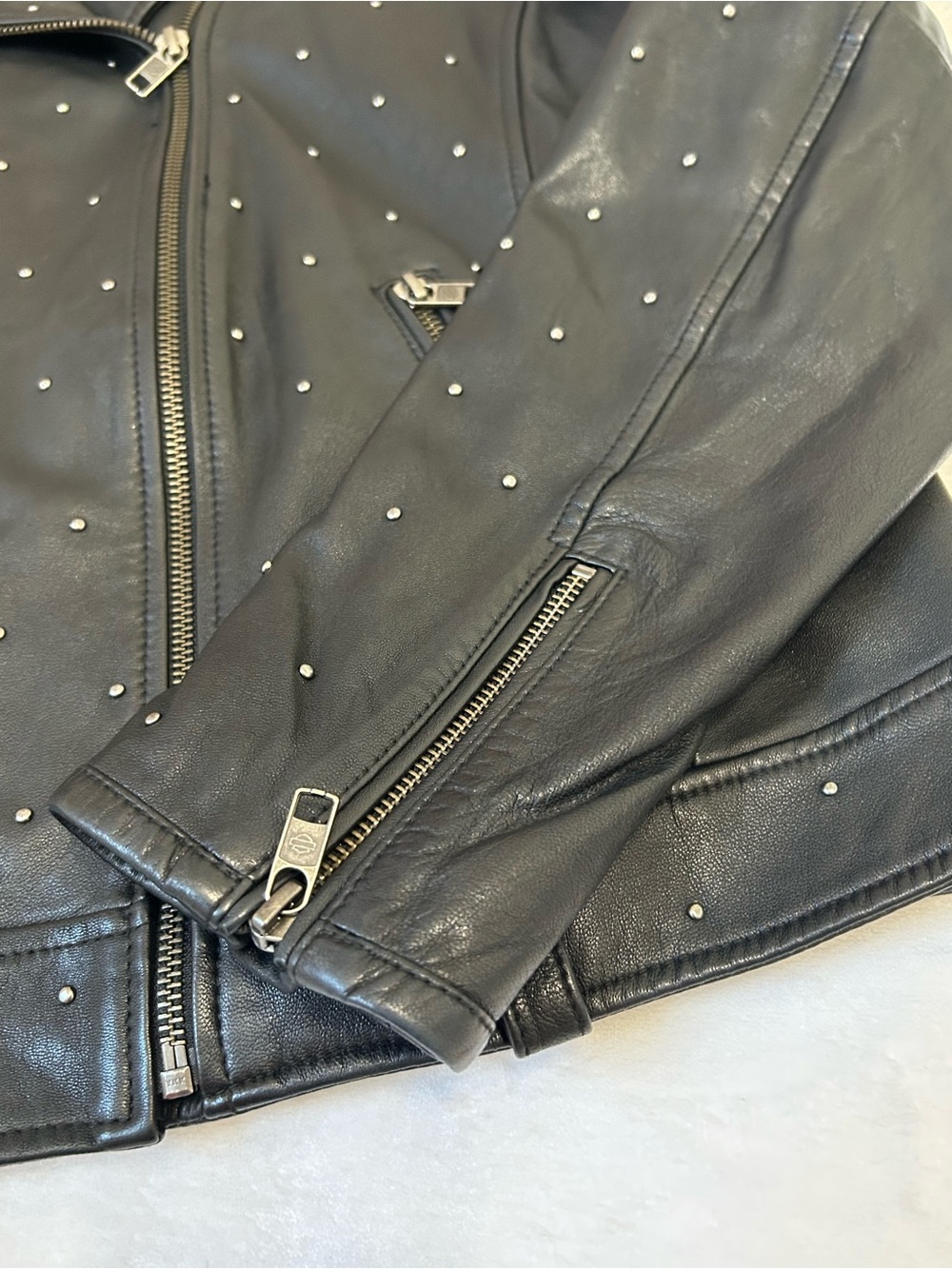 Harley-Davidson Studded Lambskin Leather Jacket Size Large - Picture 6 of 14